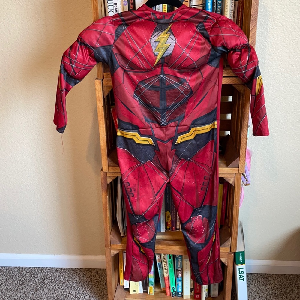 Big kids size small The Flash costume